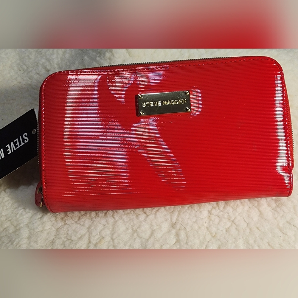 Steve Madden wallet